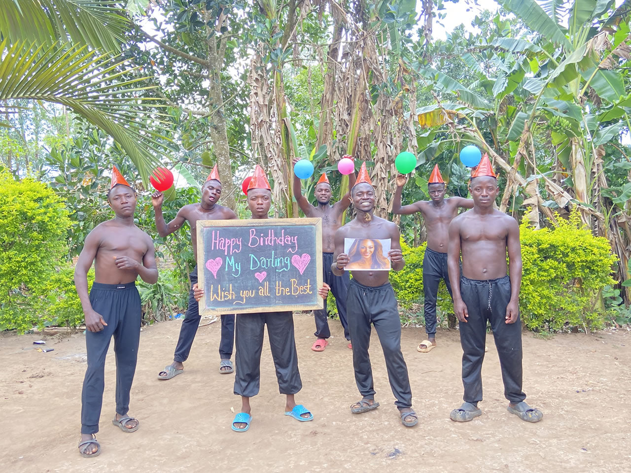 Afrikanisches Fitness Team - Schwarze Hosen
